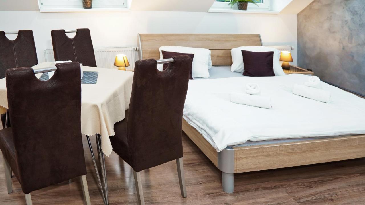 U Sipku Hotel Ostrava Bagian luar foto